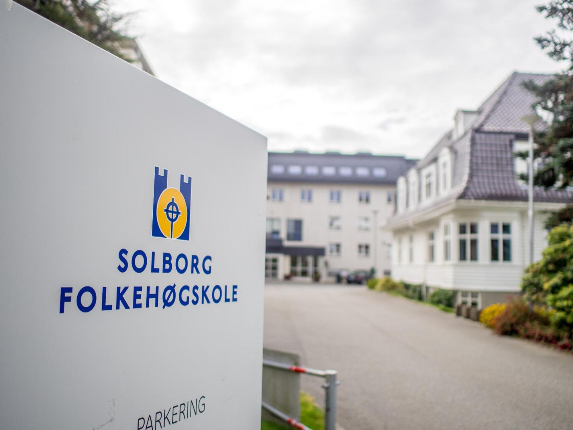 Solborg Folkehogskole Hostel Stavanger Bagian luar foto