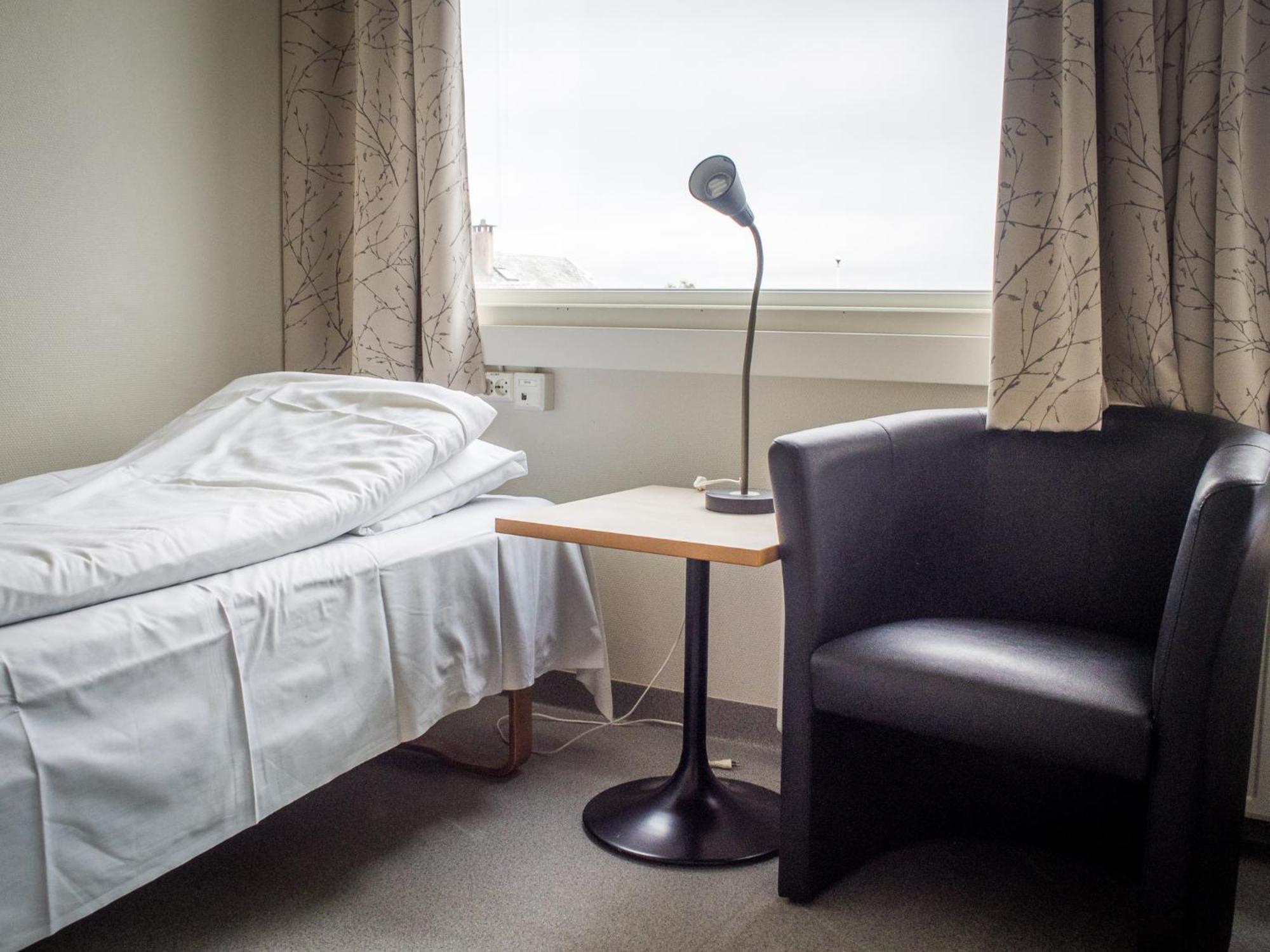 Solborg Folkehogskole Hostel Stavanger Bagian luar foto