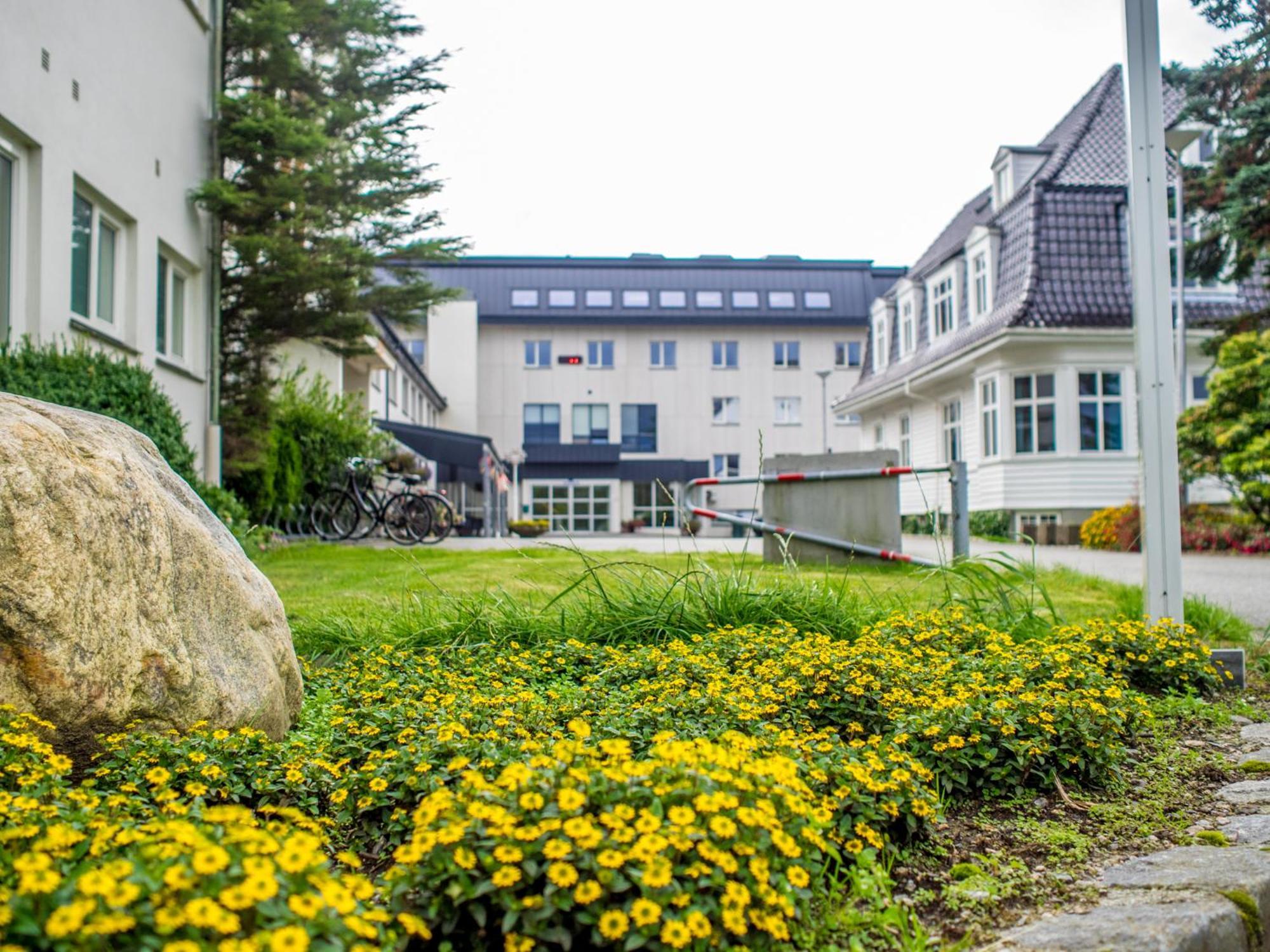 Solborg Folkehogskole Hostel Stavanger Bagian luar foto